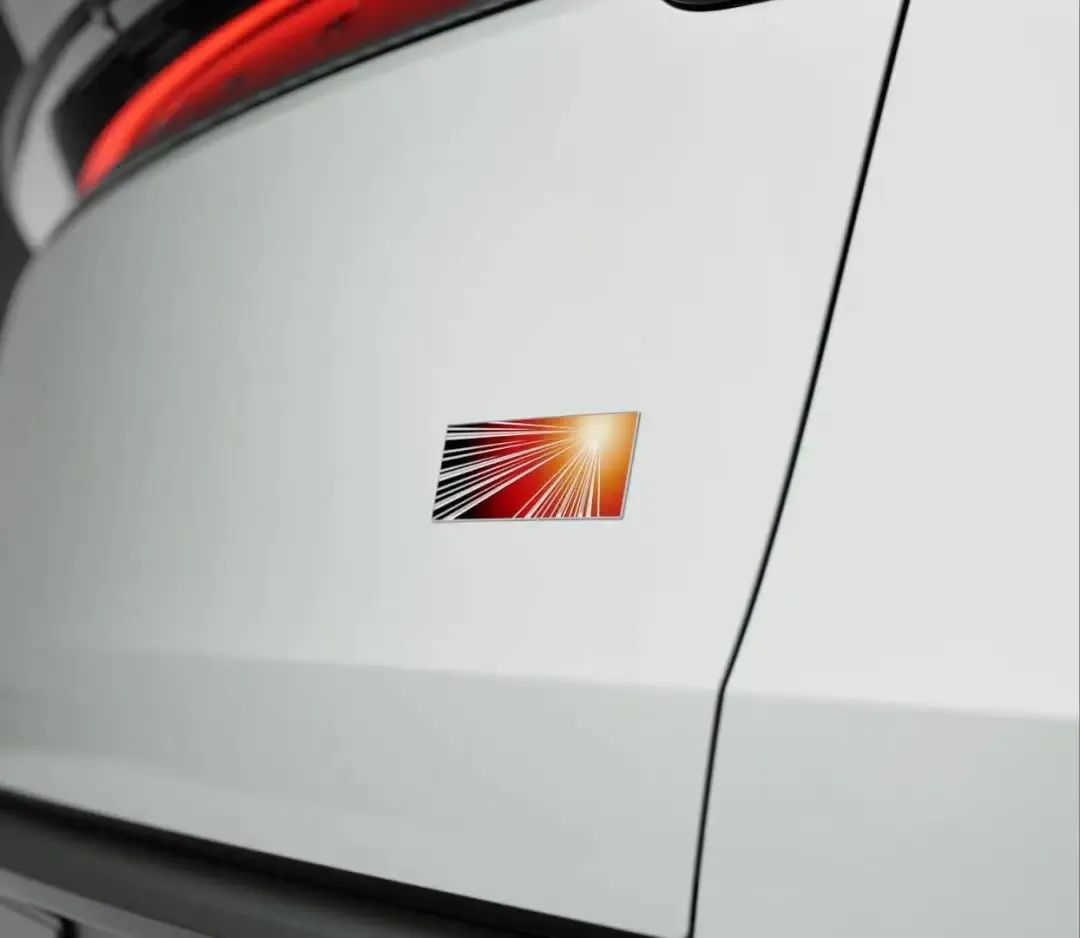 預定全球銷冠？煥新版Model Y美九游體育否貴否值否？(圖24)